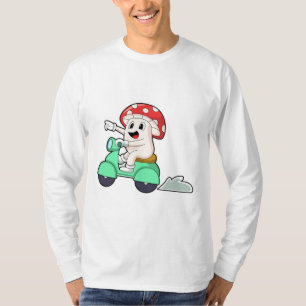 Camiseta Cogumelo como Biker com Patinete.PNG