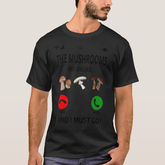 Camiseta Cogumelos Caçadores de Cogumelos Chamando Caça de  (Frente)