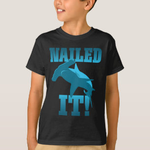 Camiseta Coisas engraçadas de skatista - Desmaiado Acertou