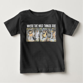 Camiseta Coisas Selvagens e Max balançando nas árvores