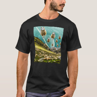 Camiseta Colagem de Arte Surreal Engraçada com Ovinos Voado