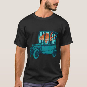 Camiseta Colagem de peixe e carro antigo