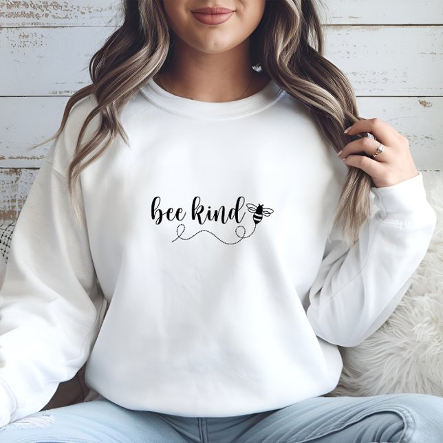 Camiseta Colar Impressão de Bebê Branca Moderna (Modern White Bee Kind Print Sweatshirt)