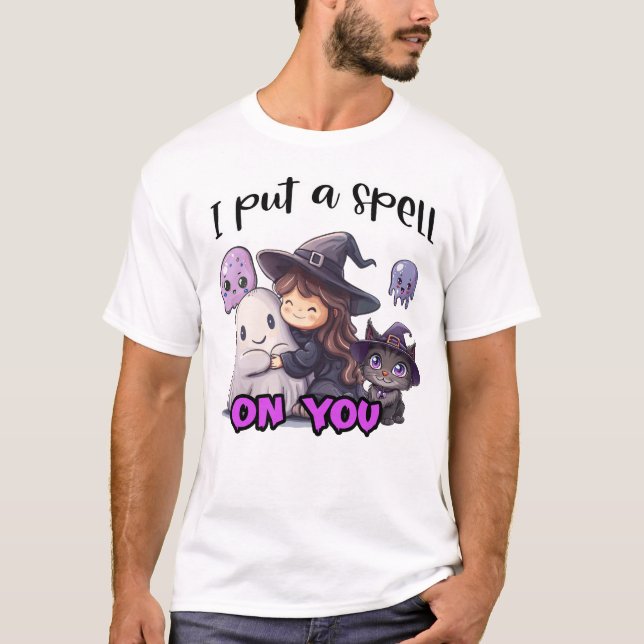 Camiseta Coloquei Um Feitiço Em Você Noite Feliz Halloween  (Frente)