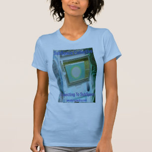 Camiseta colorida "Conectando ao SubEspaço" para m