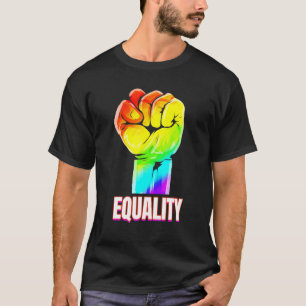 Camiseta Colorido Levantando Punho Pela Igualdade Lgbtq