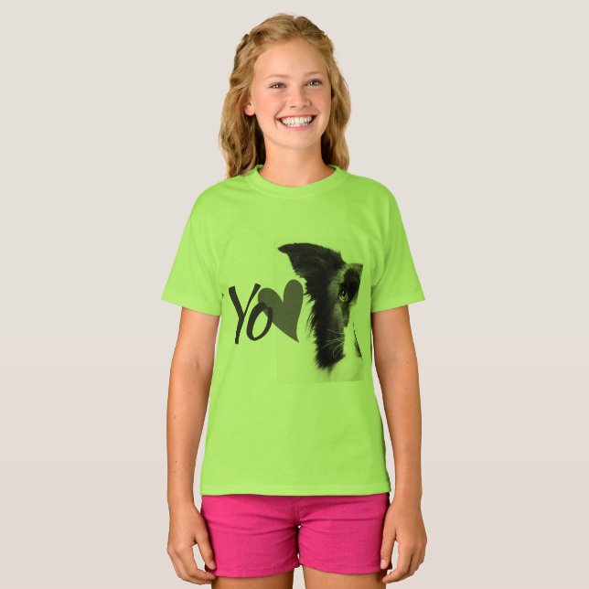 Camiseta com Design de Cachorro Fofo (Frente Completa)