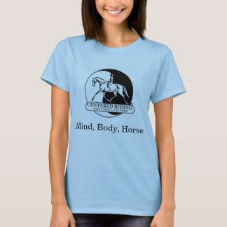 Camiseta com encapsulamento de logotipo grande