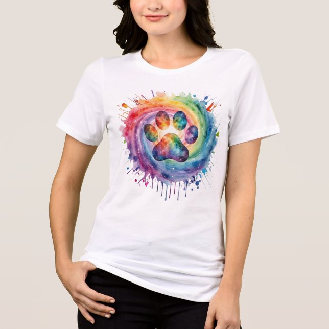 Camiseta com Impressão de Pata de Arco-Íris em Aqu (Frente)