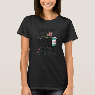 Camiseta Com Jesus Em Seu Coração E Café Em Sua Mão