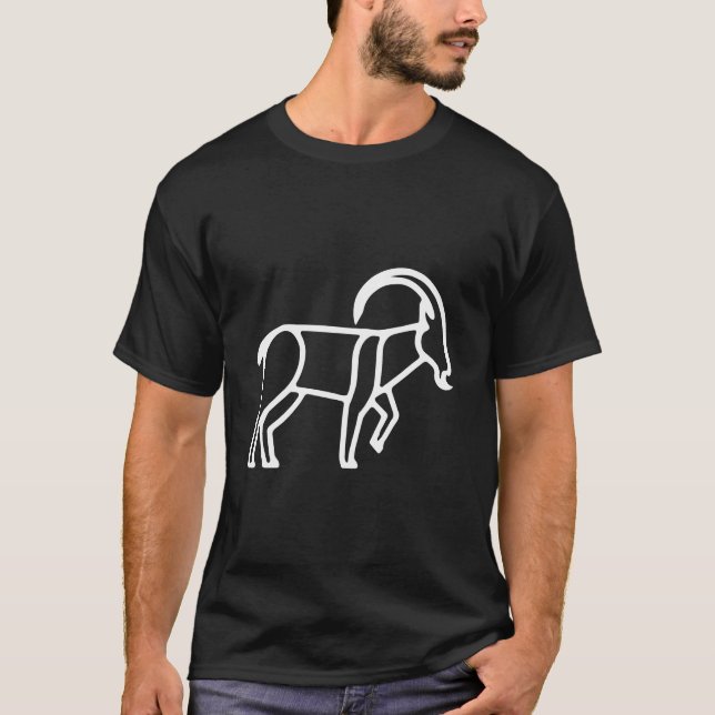 Camiseta com Remendo de Bolso em Arte de Linha Min (Frente)