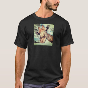 Camiseta com Retrato de Girafa