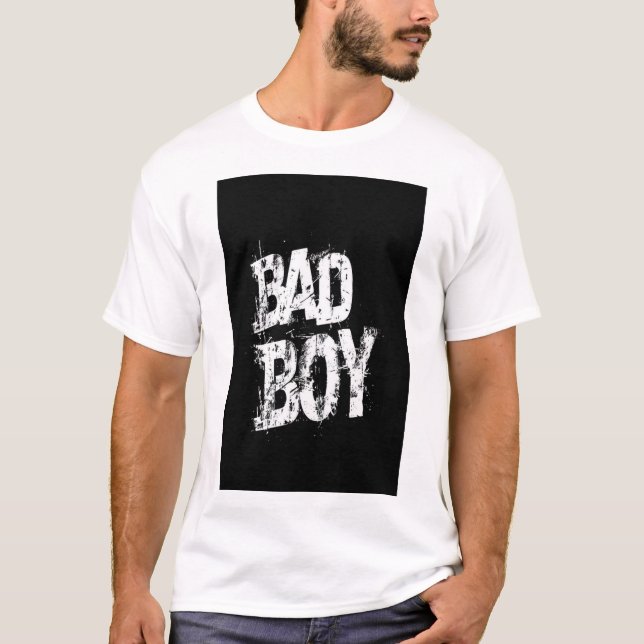 CAMISETA COM TEXTO BAD BOY IMPRESSO (Frente)