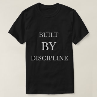 Camiseta com texto motivacional de design Discipli