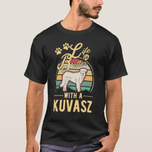 Camiseta com um Kuvasz Húngaro