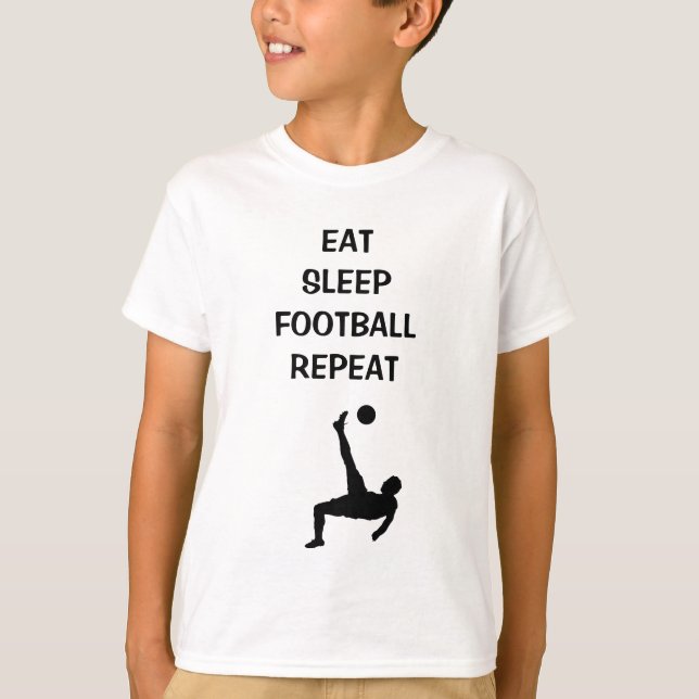 CAMISETA COMA A REPETIÇÃO DE FUTEBOL DE SONO | DESIGNS Z (Frente)