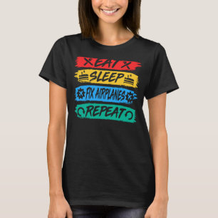 Camiseta Coma Aviões com Correção do Sono Repetir Mecânica