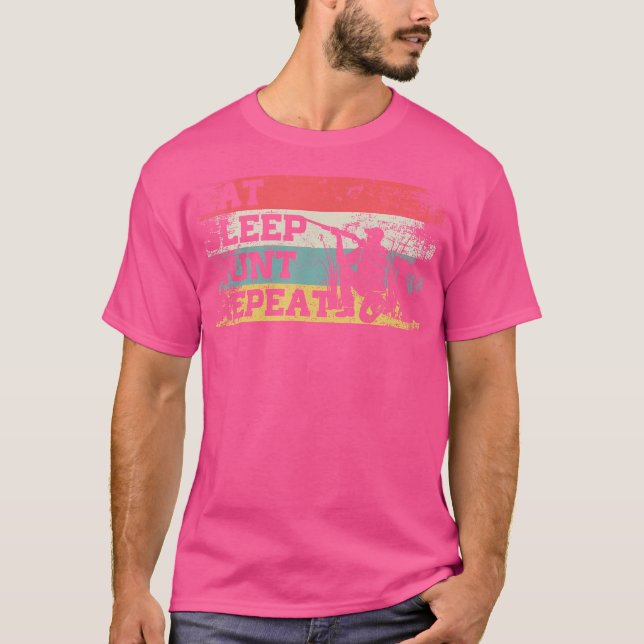 Camiseta Coma Caça Ao Sono Repete Caça Engraçada (Frente)