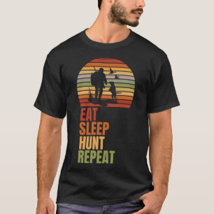 Camiseta Coma Caça Retro-Adventure Repetit Sleep