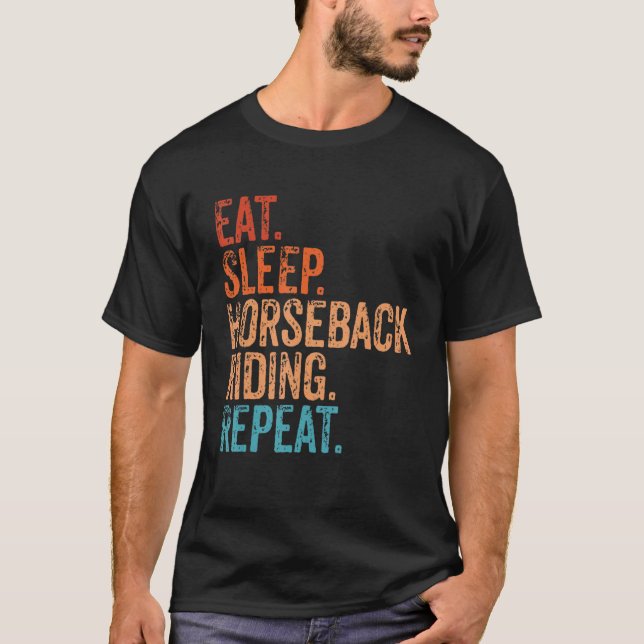 Camiseta Coma Cavalo de Dormir Andando Cavalos de Corrida R (Frente)