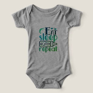Camiseta Coma Dorme...