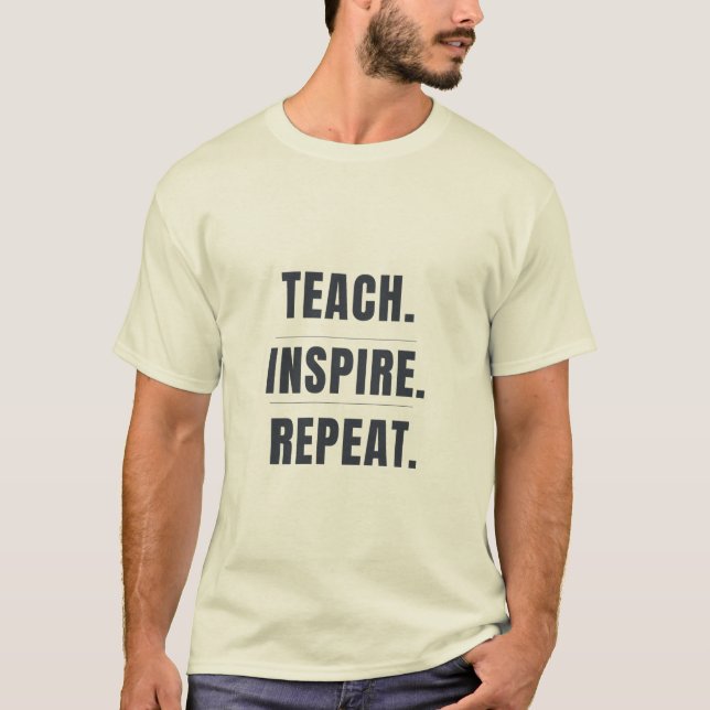 Camiseta Coma Dormir Ensinar Matemática Repetir Desenho Eng (Frente)