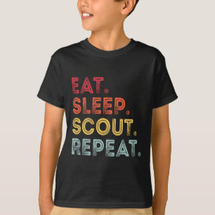 Camiseta Coma Dormir Escoteiro Repetir Retro Vintage Escote