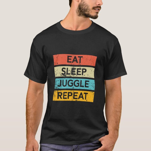 Camiseta Coma o botão do sono Repetir 132 (Frente)