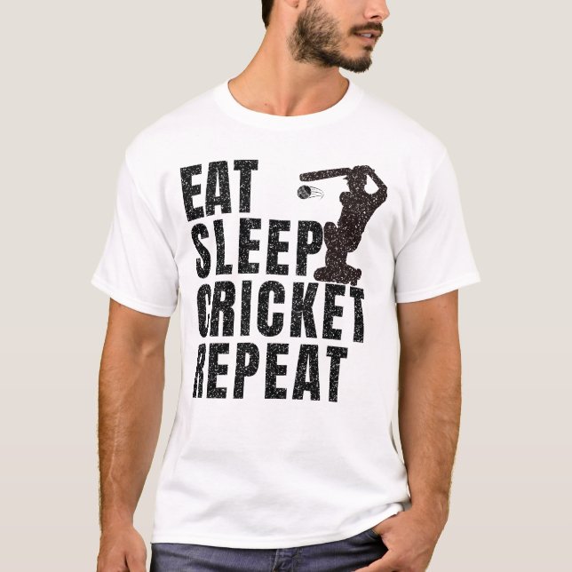 Camiseta Coma o críquete de sono repetindo (Frente)