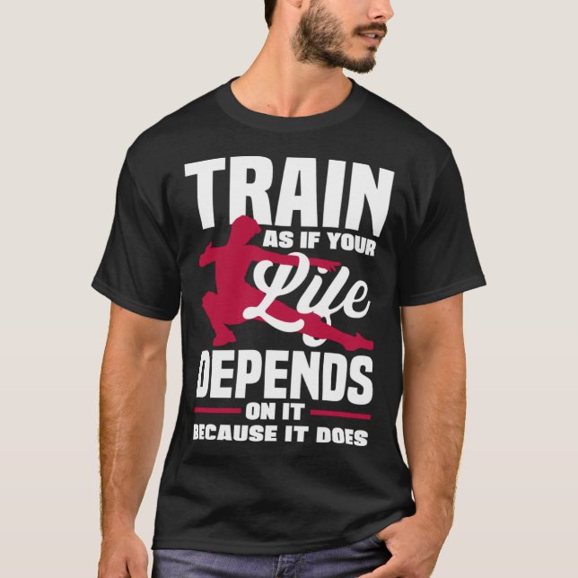 Camiseta Comboio Como Se A Sua Vida Dependesse Dele Porque  (Frente)