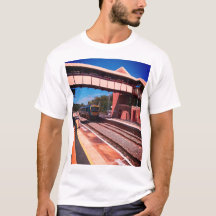 Comboio debaixo da ponte