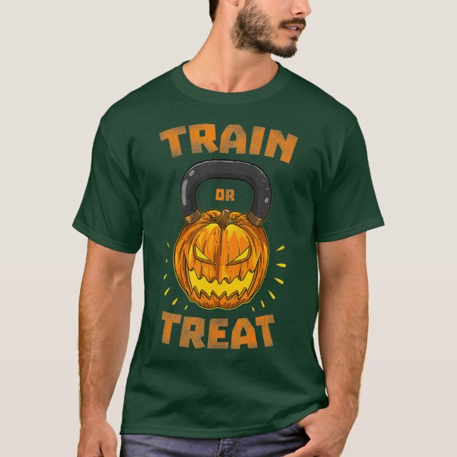 Camiseta Comboio Ou Tratar Abóbora Kettlebell Halloween (Frente)