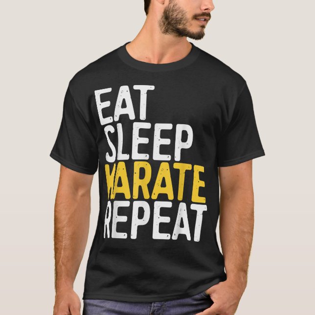 Camiseta Come Sleep Karate Repete Engraçado Presente no Esp (Frente)