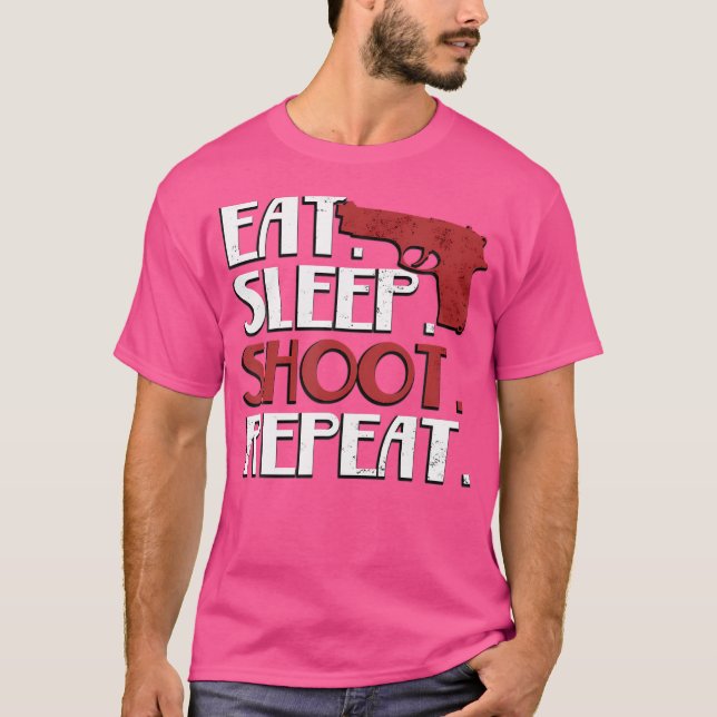 Camiseta Comer Dormir Atirar Repetir Tiro Armas (Frente)