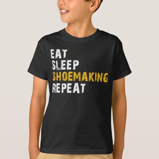 Camiseta comer dormir sacudindo repetir (Frente)