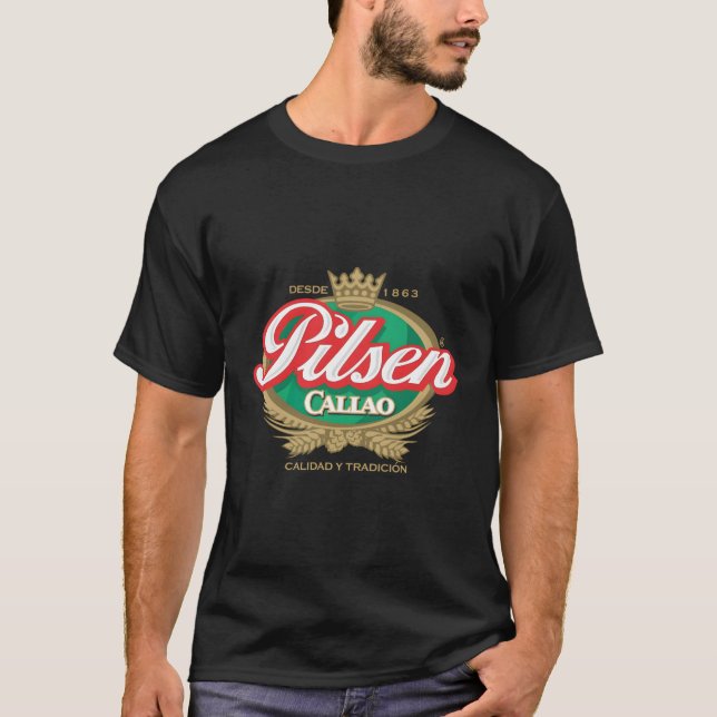 Camiseta Comida de Conexão de Bandeira Peruana Cerveza Pils (Frente)