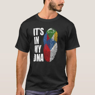 Camiseta Comoran E Checo Mix DNA Flag Heritage