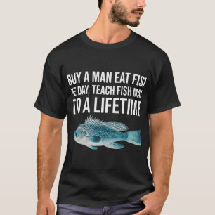 Camiseta Comprar um homem comer peixe
