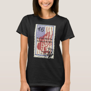 Camiseta Comprar Um Homem Comeu Peixe No Dia Ensinando Home