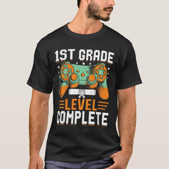 Camiseta Con de Jogo de Vídeo de Graduação Completa de Níve (Frente)