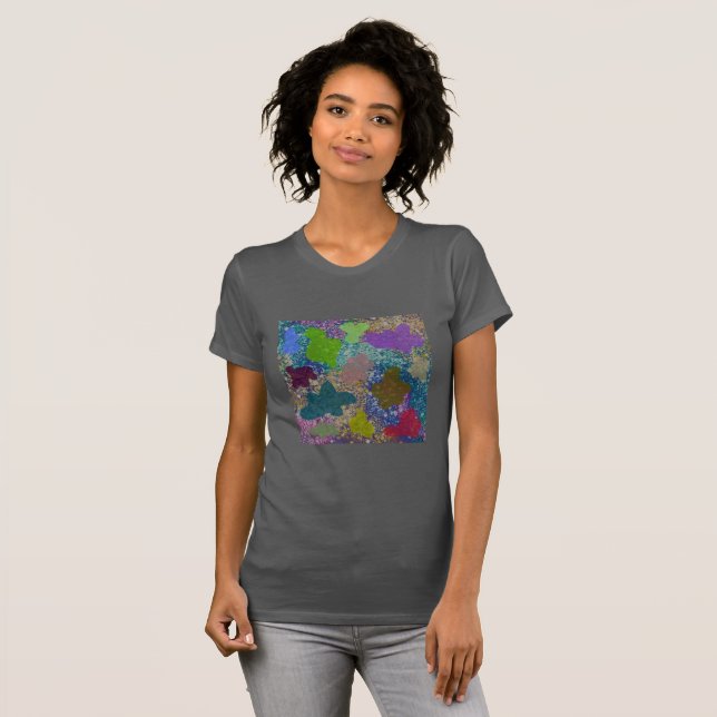 Camiseta con diseño abstracto 1 (Frente Completa)