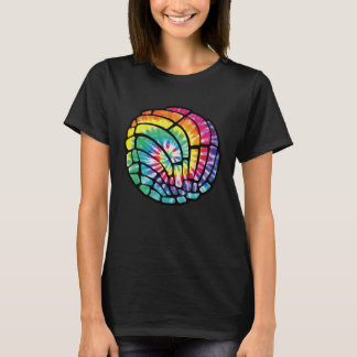 Camiseta Conchas de Tie Dye Pan Dulce Latina Espanhol Mulhe