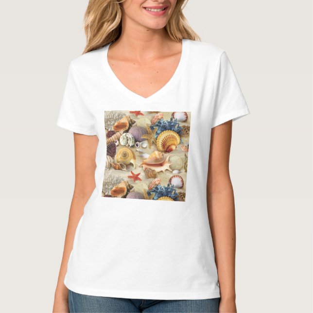 Camiseta Conchas marítimas na praia (Frente)