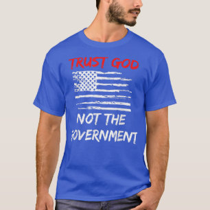 Camiseta Confie em Deus Não Governo, Pol Libertário Cristão