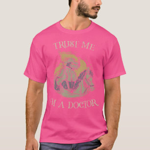 Camiseta Confie Em Mim Que Sou Médico