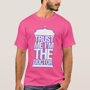 Camiseta Confie Em Mim Que Sou O Médico (Eterno Confie No M