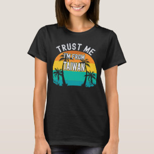 Camiseta Confie em mim, sou de Formosa Árvores Tropicais Vi