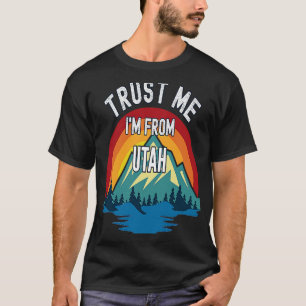 Camiseta Confie em mim sou de Utah Colorful Mountain Vintag