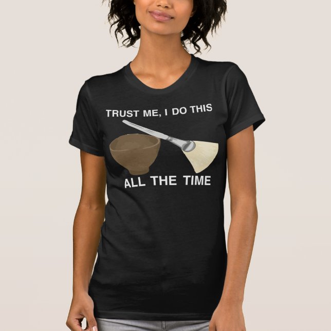 CAMISETA CONFIE-ME COM SEUS CUIDADOS COM A PELE;) (Frente)