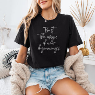 Camiseta Confie Na Magia Do Novo Script De Início